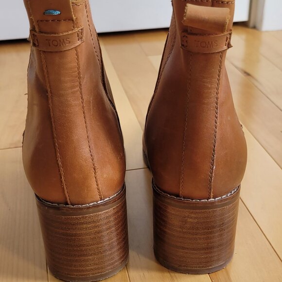 Toms Leather Boots - Picture 2 of 8